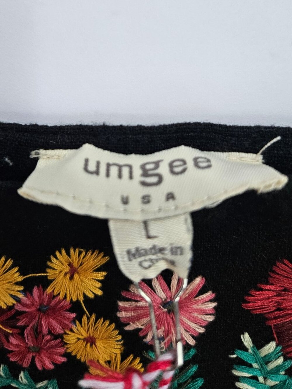 NWT Umgee Floral Embroidered Boho Mini Skirt Black Size Large - Picture 3 of 15